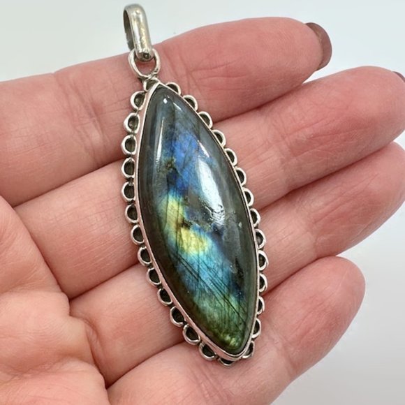 Labradorite Pendant, Sterling Silver, Blue, 2 1/2" Long, Large Stone, Vintage - Picture 3 of 5